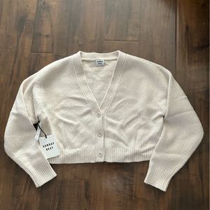 NEW! Aritzia Sunday Best Bianca Cardigan. Size M